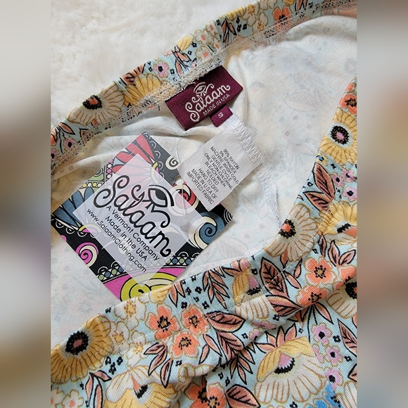 Salaam Capri Leggings - Picture 4 of 4